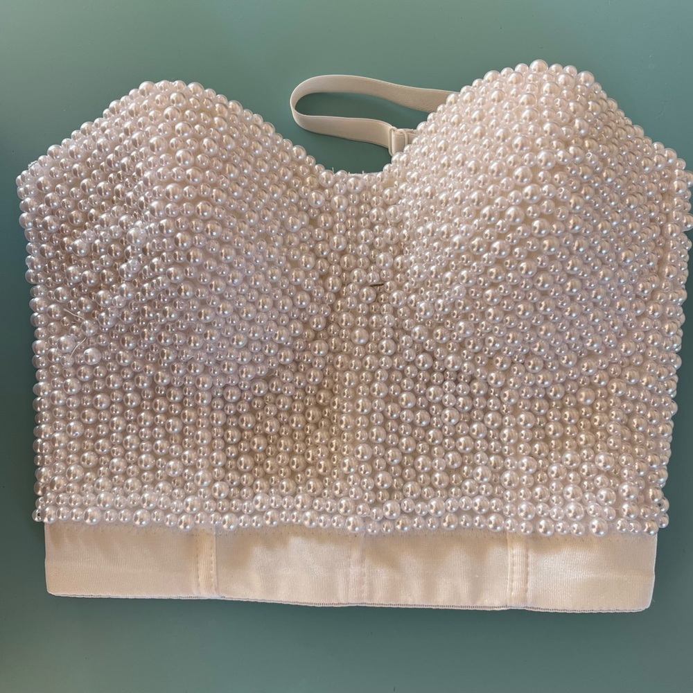 Gently used Anewsta Pearl-Embellished White Crop Top size Small